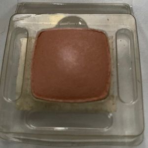 Chanel Shadowlights single shadow in Bisque